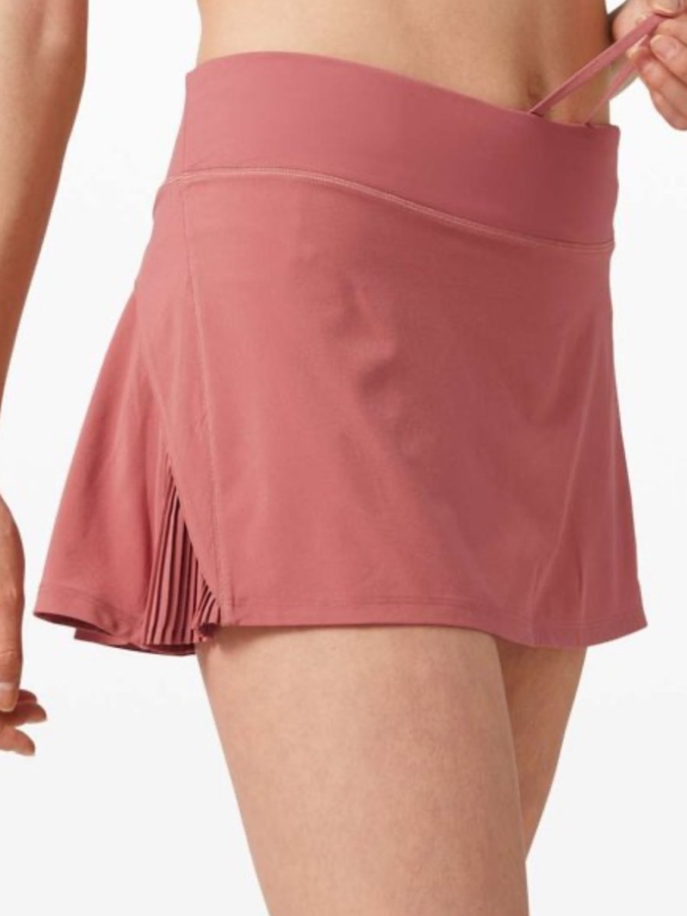 Lululemon Play Off The Pleats Mid Rise Skirt